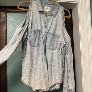 American Eagle Outfitters Light Blue Denim Shirt